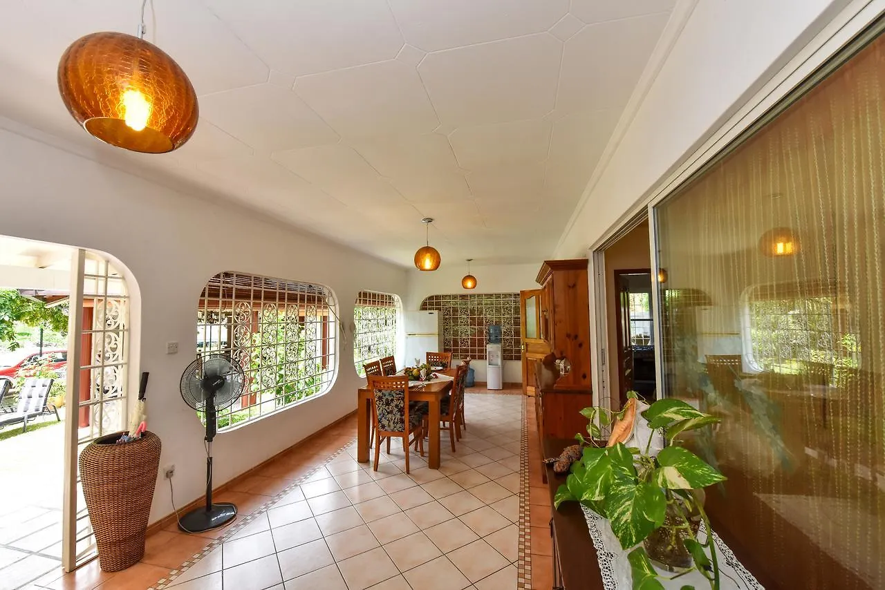 Jessies Guest House Seychelles Beau Vallon