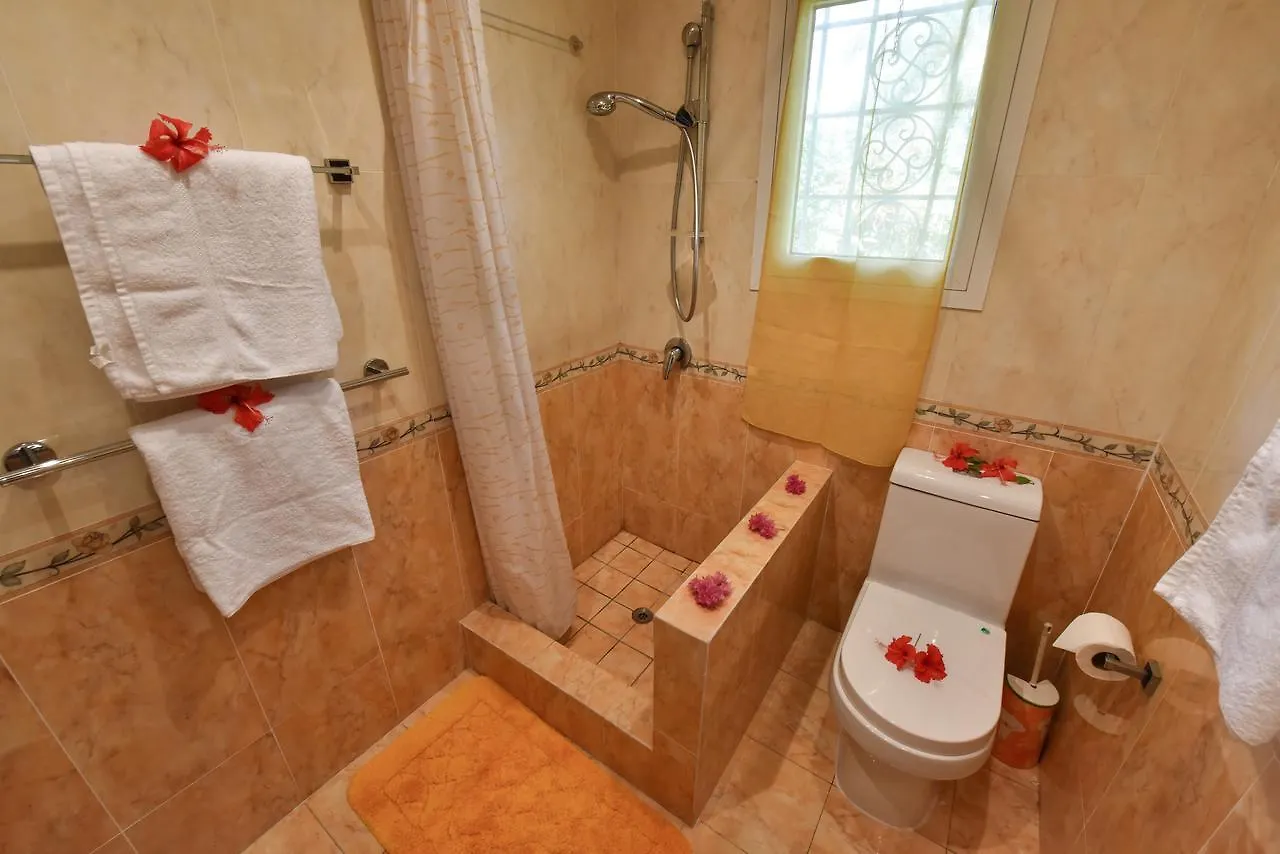 Jessies Guest House Seychelles Beau Vallon