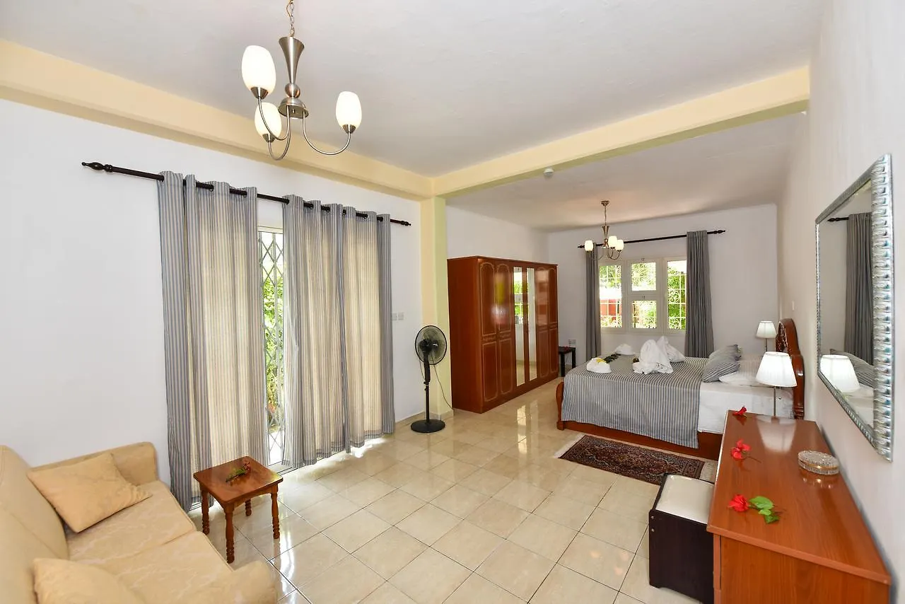 Jessies Guest House Seychelles Beau Vallon