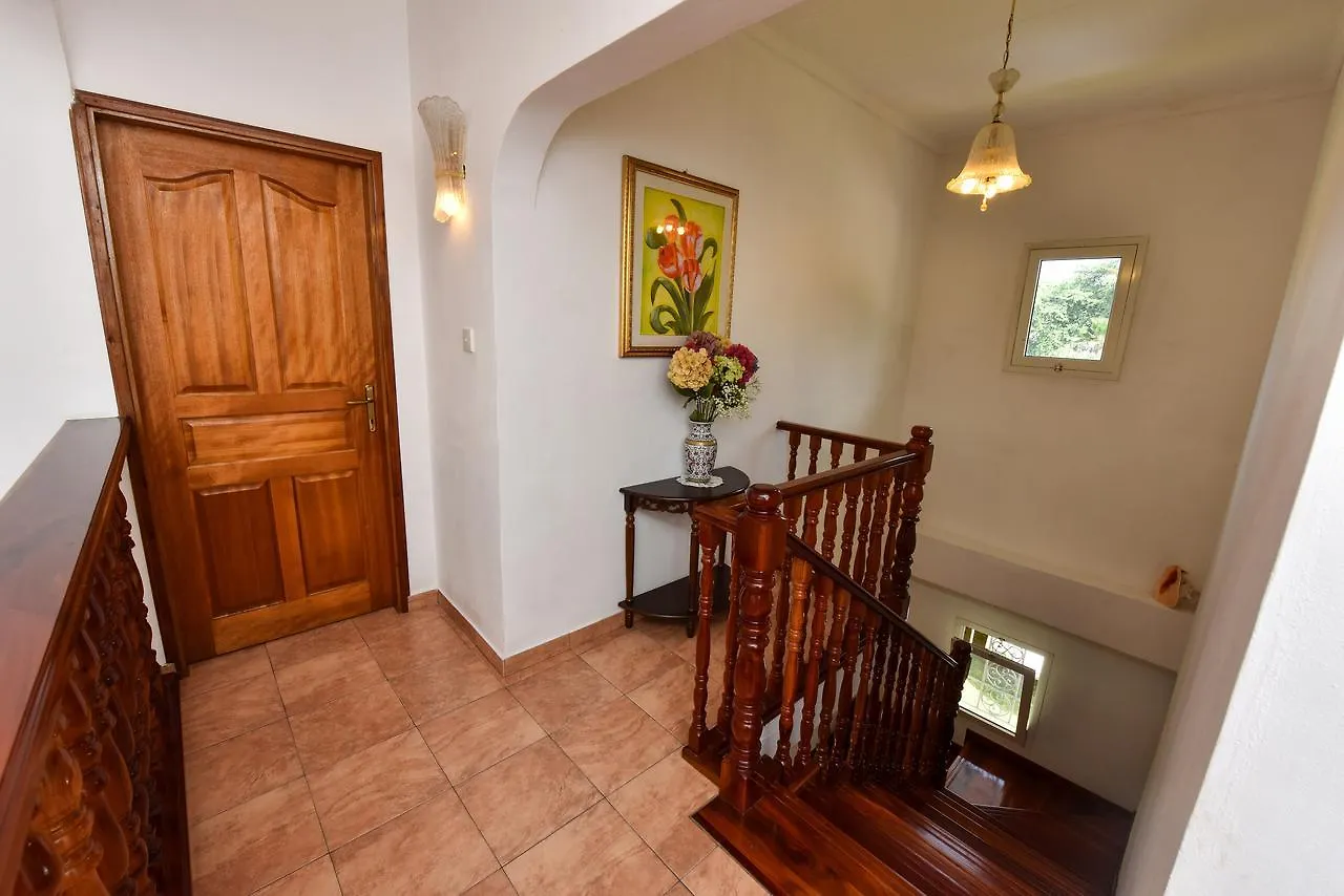 Jessies Guest House Seychelles Beau Vallon  Seychely